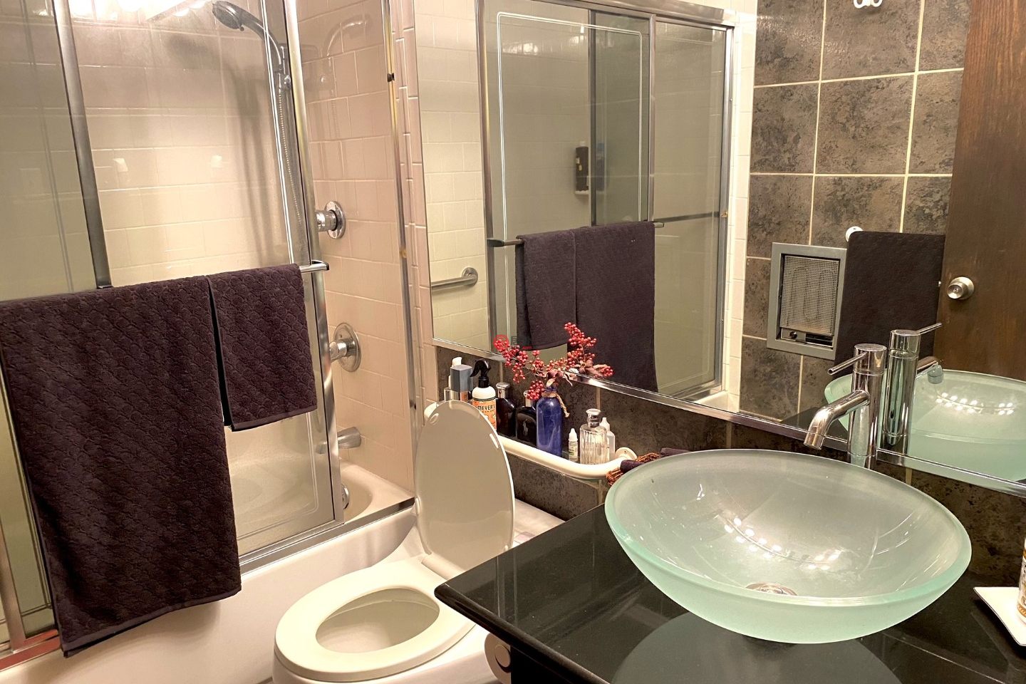 美国佛吉尼亚州费尔法克斯的独栋别墅,4512 Olley Lane,编号64816609