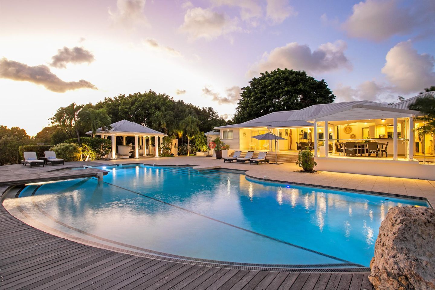 圣马丁岛的独栋别墅，Terres Basses，编号76417947