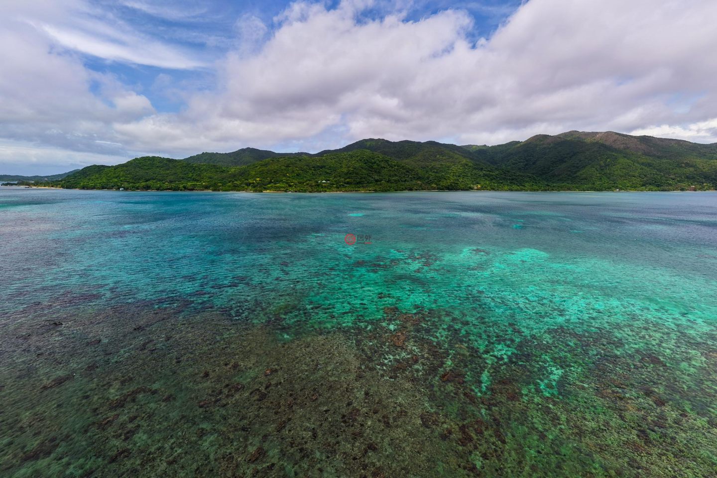 洪都拉斯海湾群岛瓜納哈島的住宅用地，Paradise Found - 482 Acres Beachfront + Waterfall Guanaja，编号77718067