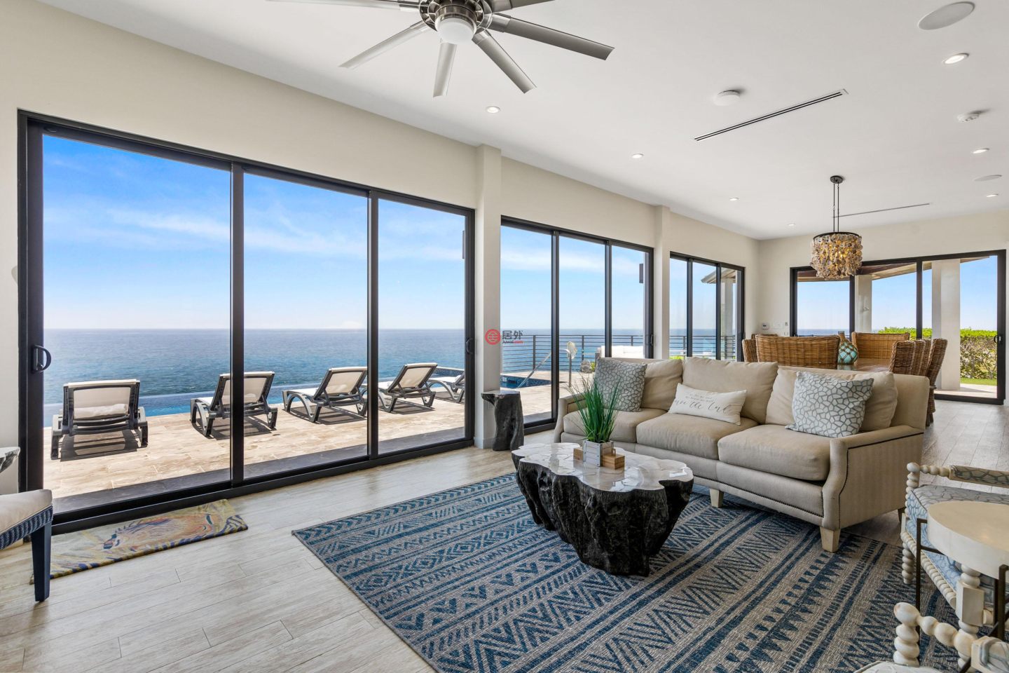 开曼群岛的独栋别墅，1696 Sea View，编号78514506