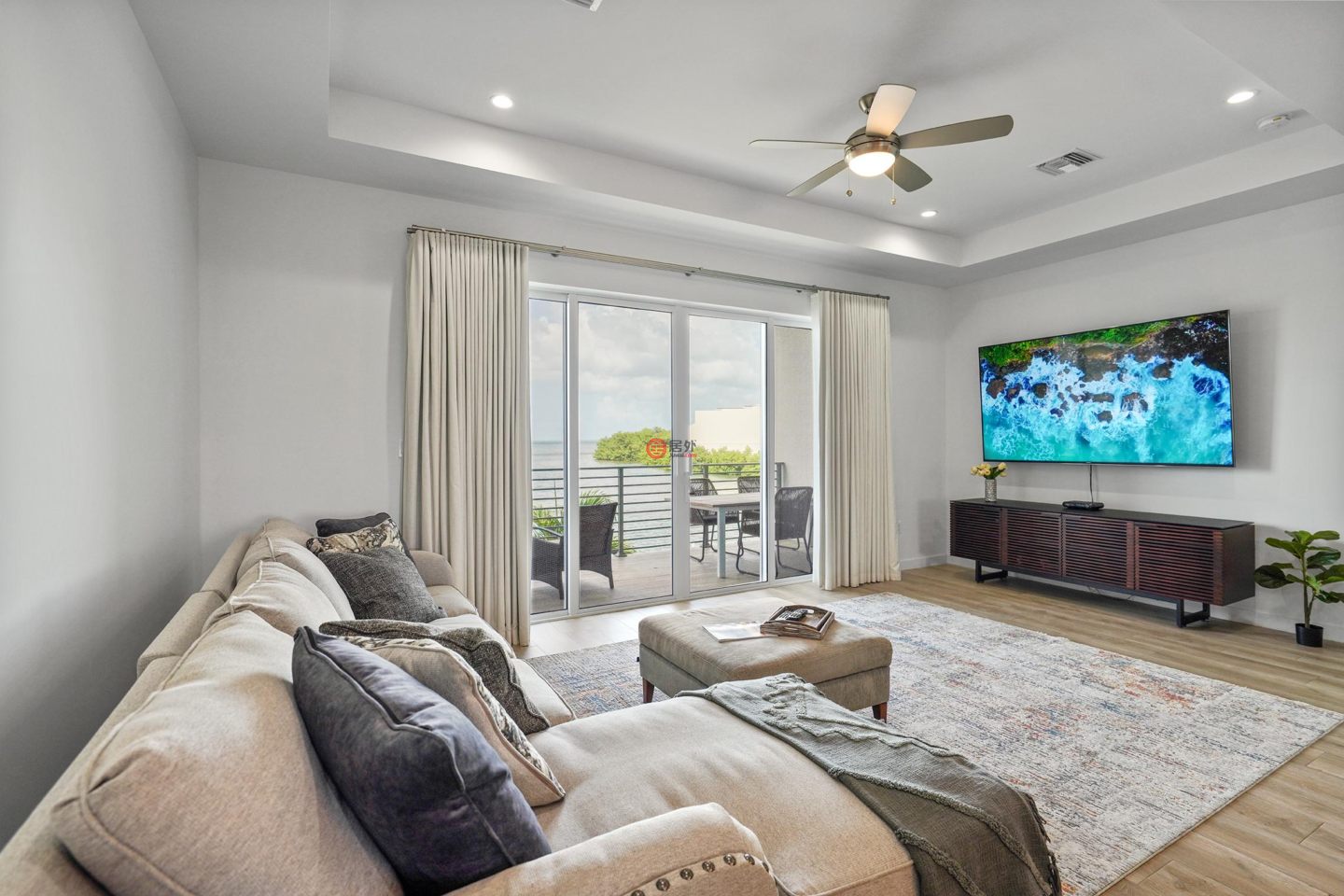 开曼群岛的公寓，458H21，编号78514607