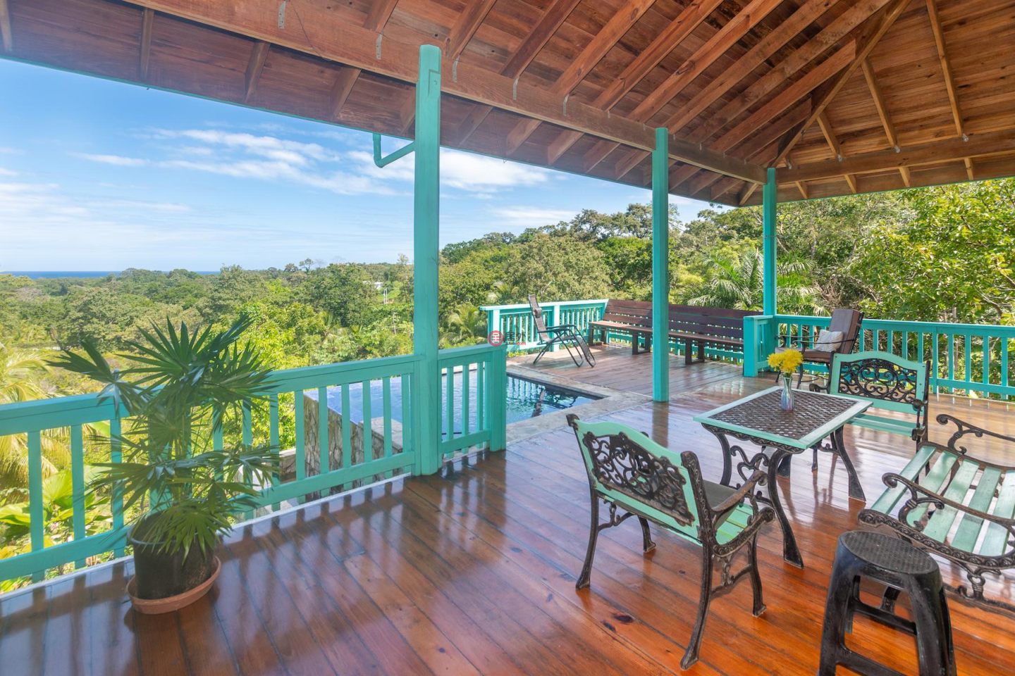 洪都拉斯海湾群岛Roatán的独栋别墅，Charming Garden Hillside 2B/1.5B Home，编号76854666