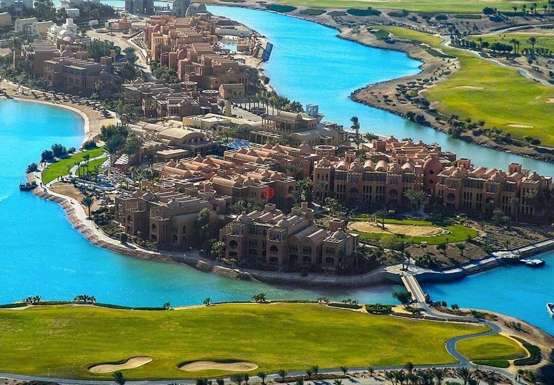 埃及萨尔瓦多加扎勒艾哈迈尔古尔代盖的独栋别墅，El Gouna，编号78308054