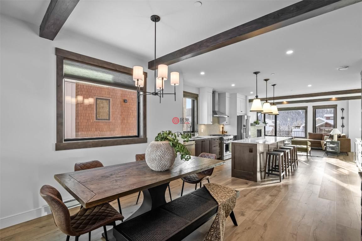 加拿大不列颠哥伦比亚省Sun Peaks的联排别墅，7000 MCGILLIVRAY LAKE，编号75521812