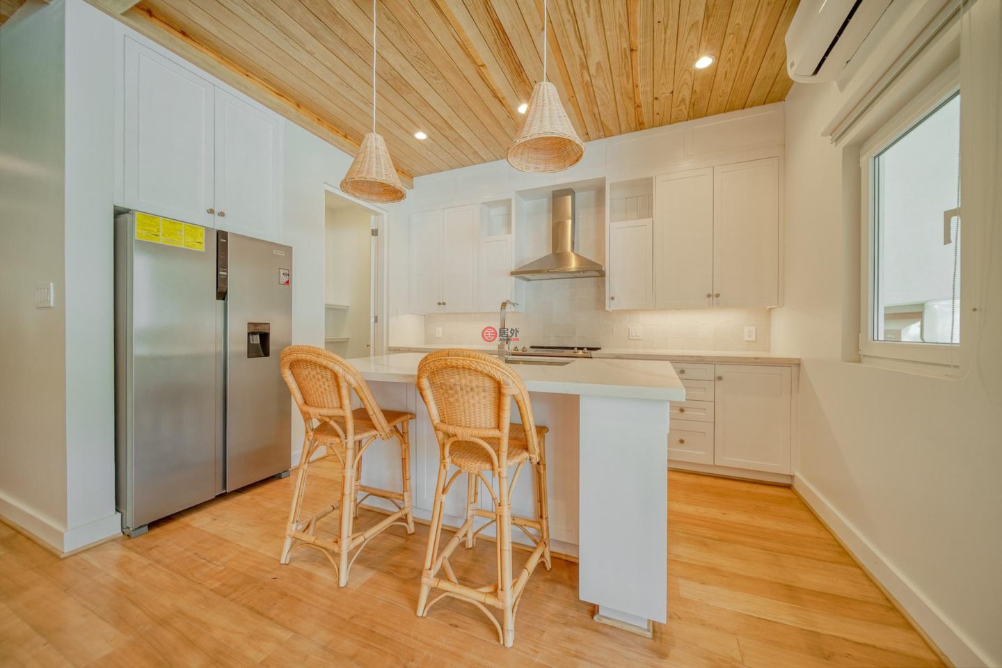 洪都拉斯海湾群岛Roatán的公寓，Oceanfront Condominium D4 Watercolors Resort 1st Floor Building D，编号76763848