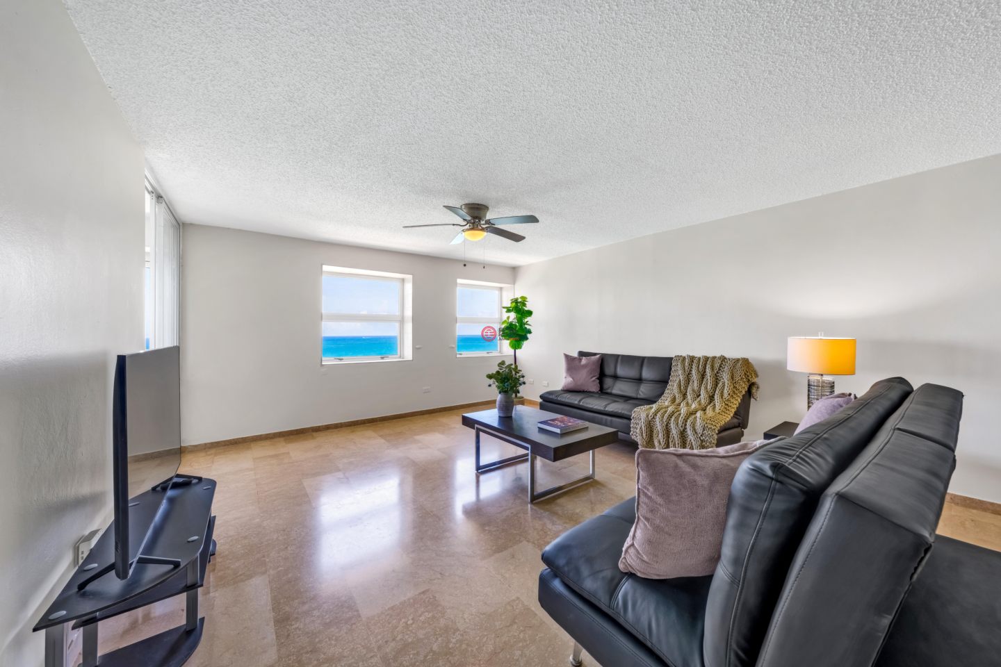 波多黎各Puerto RicoCarolina的公寓，3307 Isla Verde Ave. Apt. 1202，编号78484276