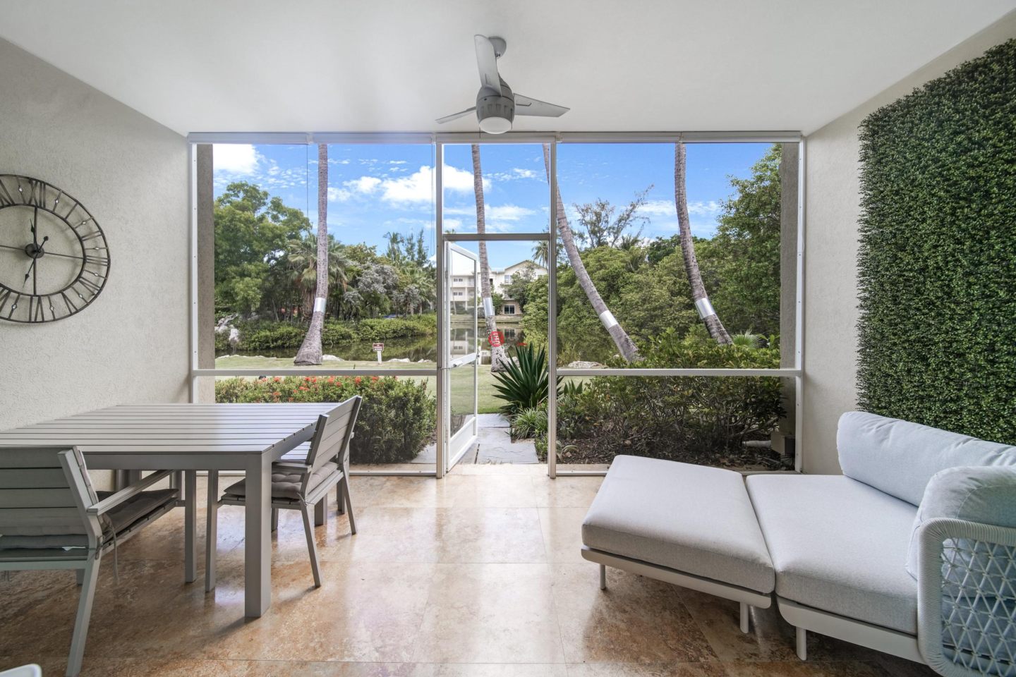 开曼群岛Seven Mile Beach的联排别墅，West Bay Rd Laguna Del Mar 34，编号78395790