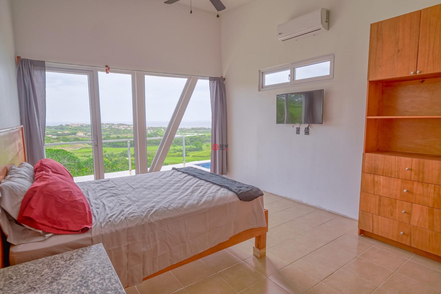 洪都拉斯海湾群岛Roatán的独栋别墅，Spacious 2 Homes in 1 + 2 Pools Coral Views Village，编号77637419