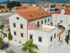 克罗地亚Splitsko-dalmatinska županijaSplit的联排别墅，编号75135142