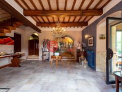 意大利SienaSan Gimignano的独栋别墅，Via San Gimignano，编号77405140