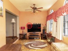 牙买加SurreySt Andrew的联排别墅，36 Leas Flat，编号76851761