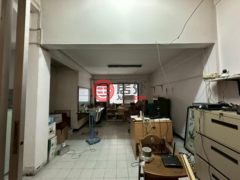 泰国Bangkok曼谷的联排别墅，16/14-15 Soi Sukhumvit 19 (Wattana) Khlong Toei Nuea Subdistrict Watthana District Bangkok，编号78419114